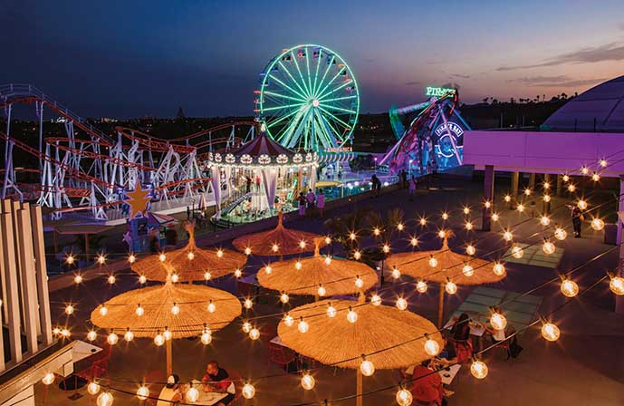 //www.jet2holidays.com/-/media/assets/product images - custom overview groups/lpa/holiday world/lpa_holidayworld_1119.jpg